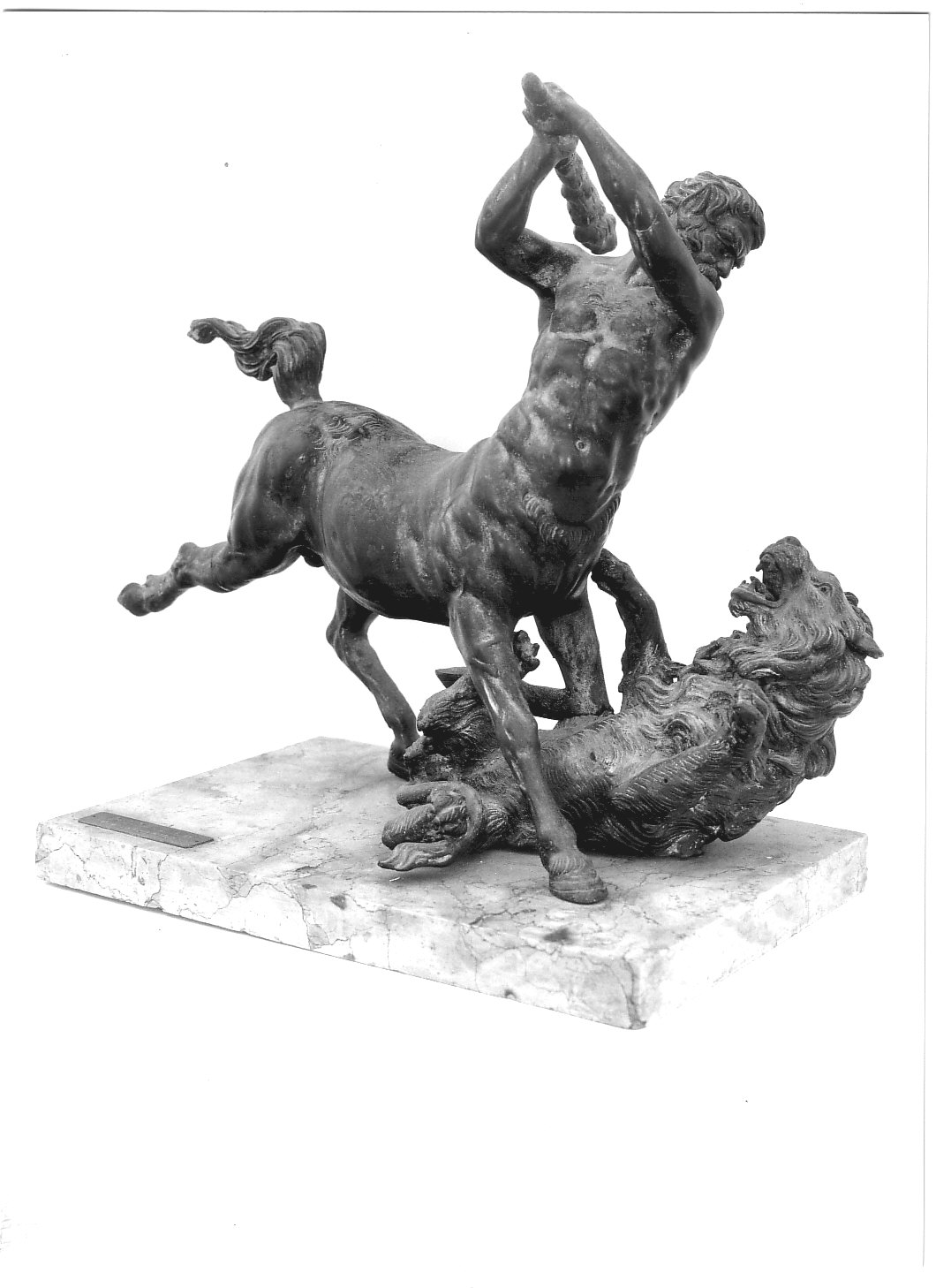 centauro in lotta con un leone (scultura, opera isolata) - ambito Italia centrale (seconda metà sec. XVI)