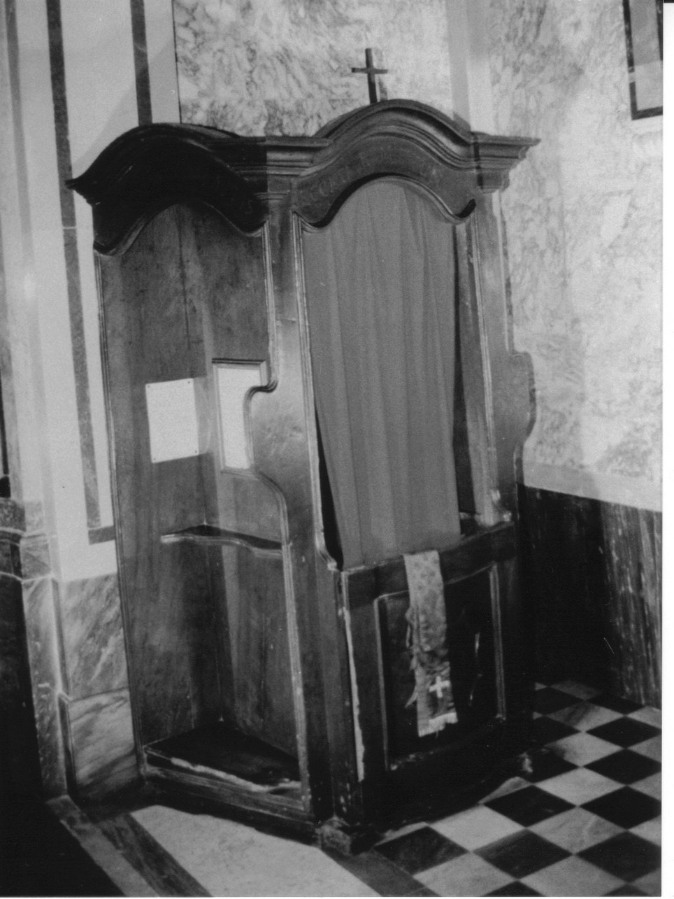 confessionale, opera isolata - bottega ligure (sec. XVIII)