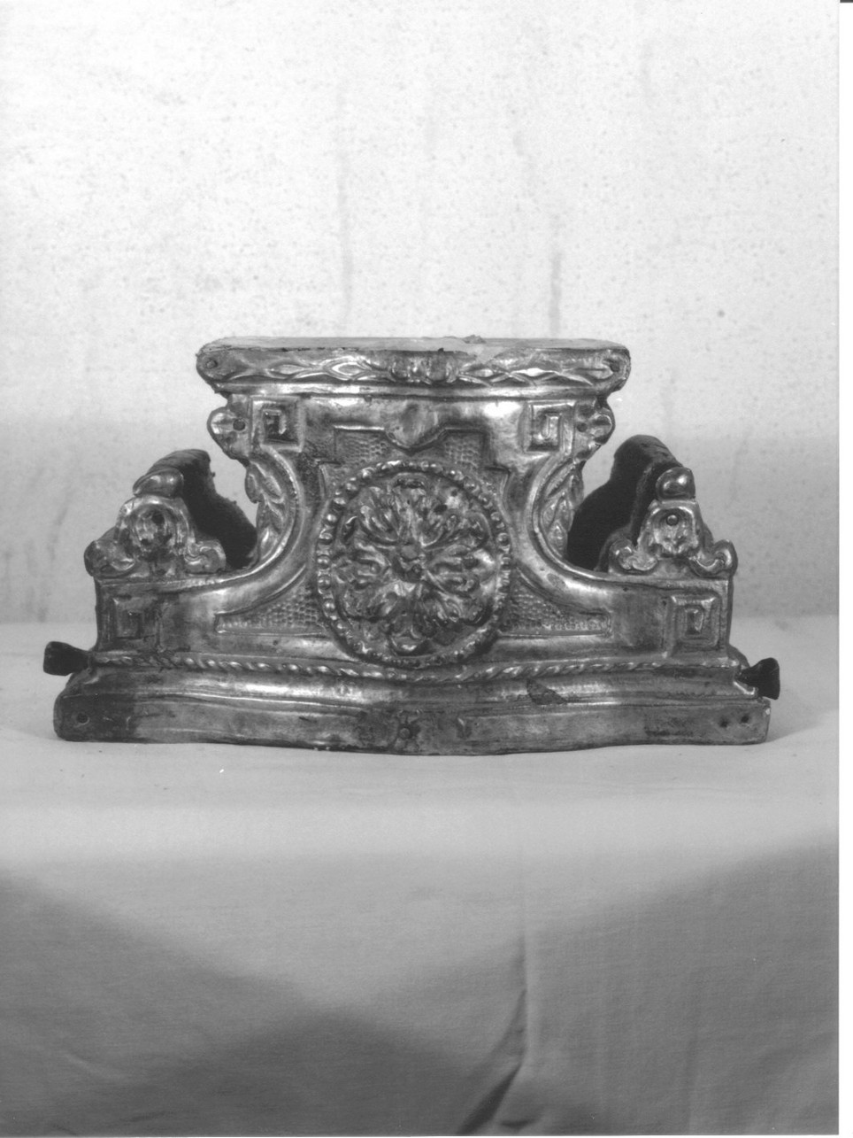 base per croce d'altare, opera isolata - bottega genovese (sec. XIX)
