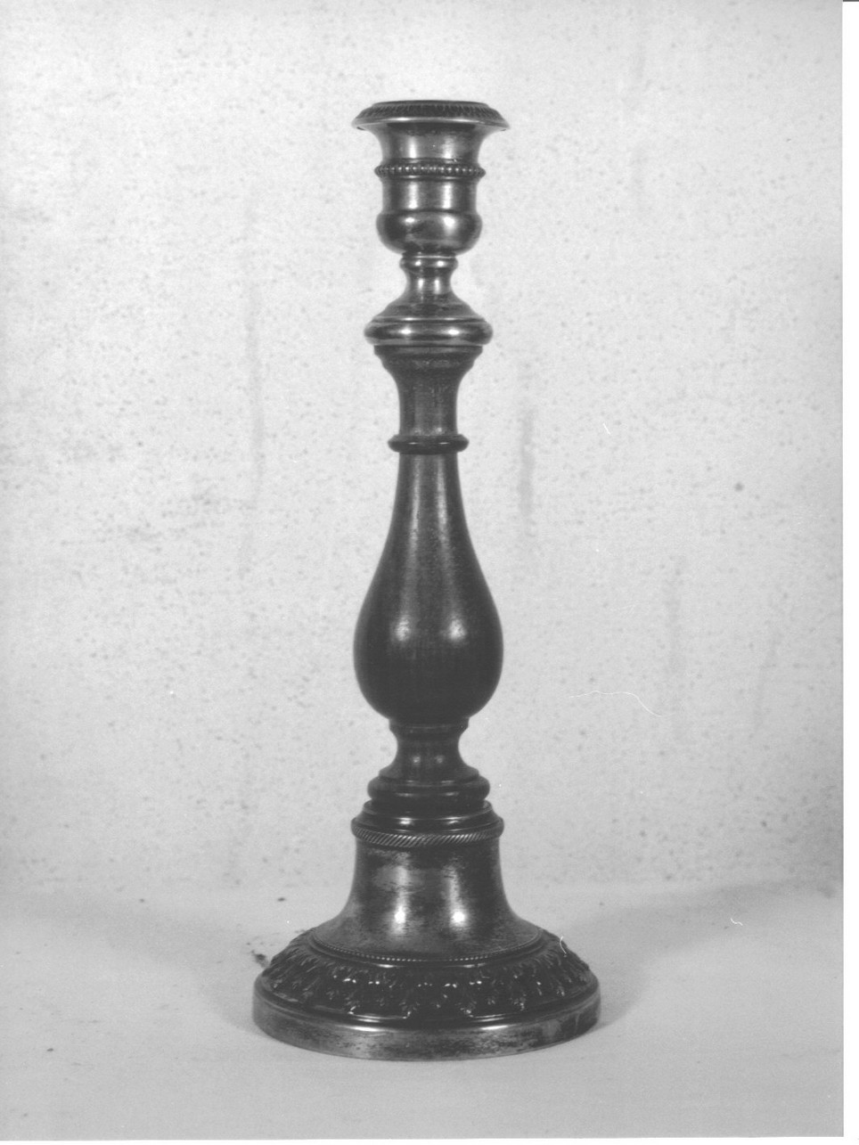 candeliere, serie - bottega Italia settentrionale (fine/inizio secc. XIX/ XX)