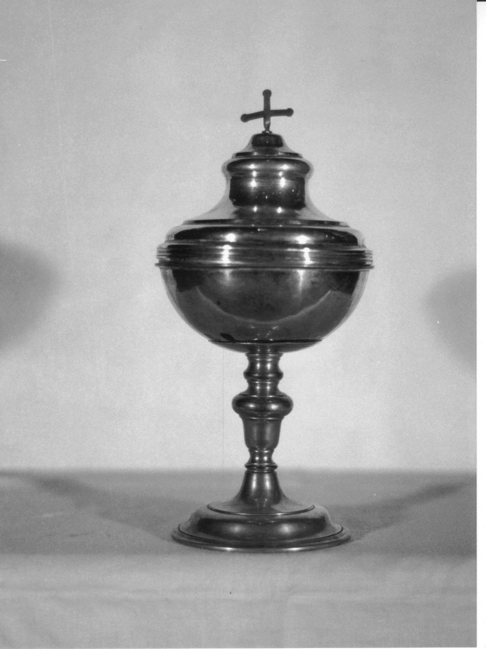 pisside, opera isolata - bottega ligure (sec. XIX)