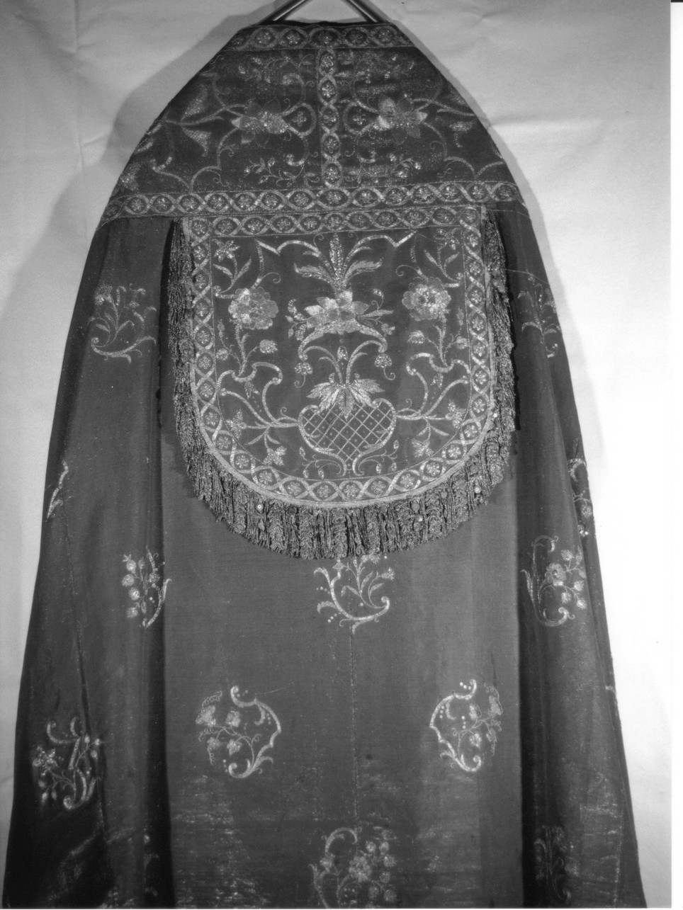 piviale, opera isolata - manifattura italiana (sec. XIX)