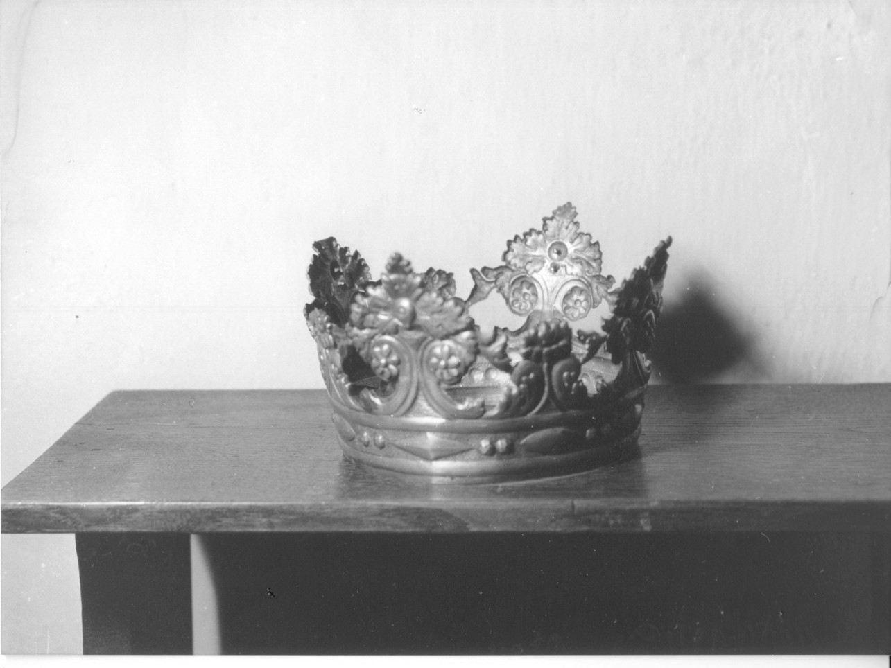 corona da statua, opera isolata - bottega genovese (terzo quarto sec. XIX)