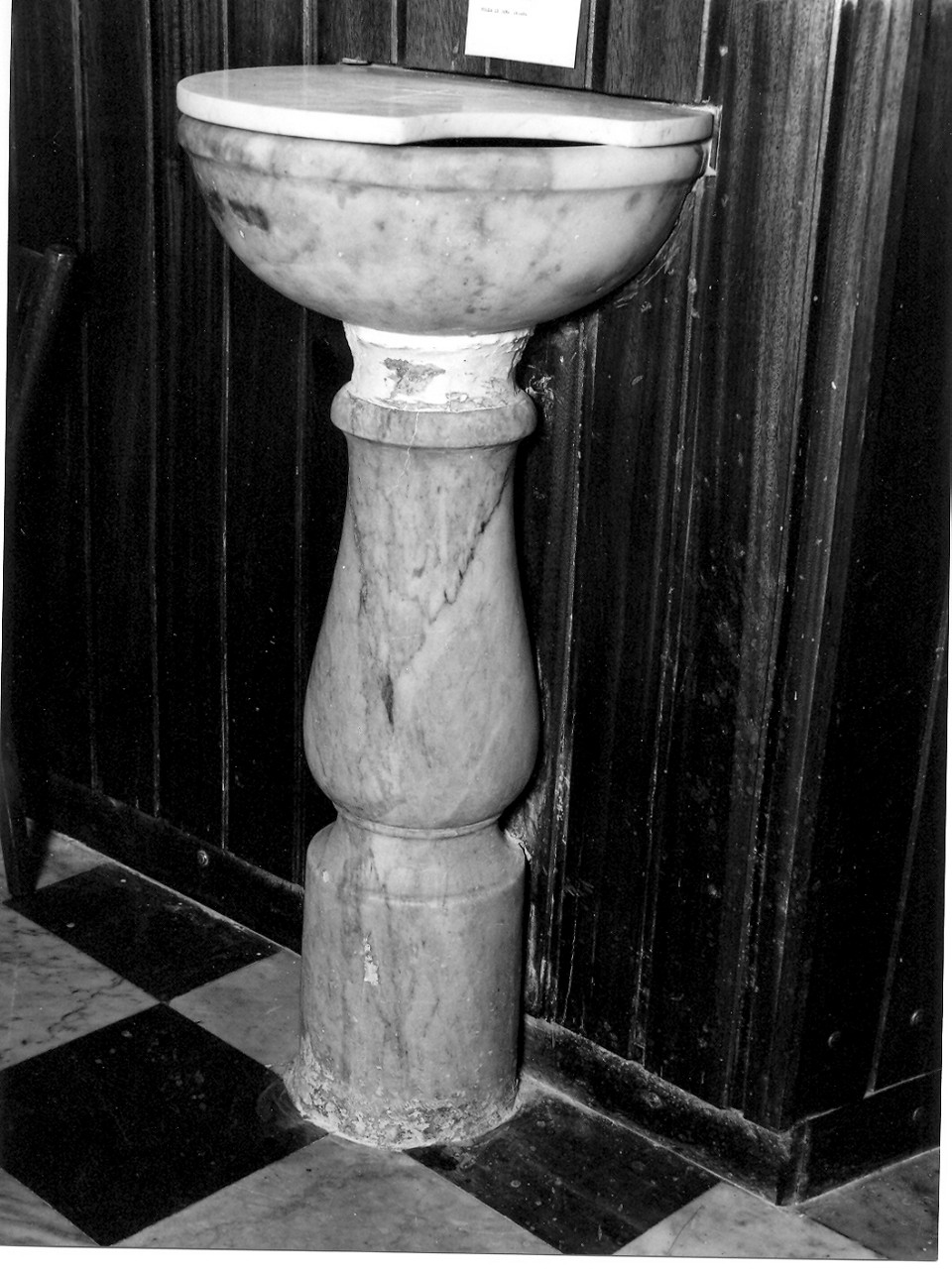 acquasantiera - a fusto, opera isolata - bottega ligure (sec. XIX)