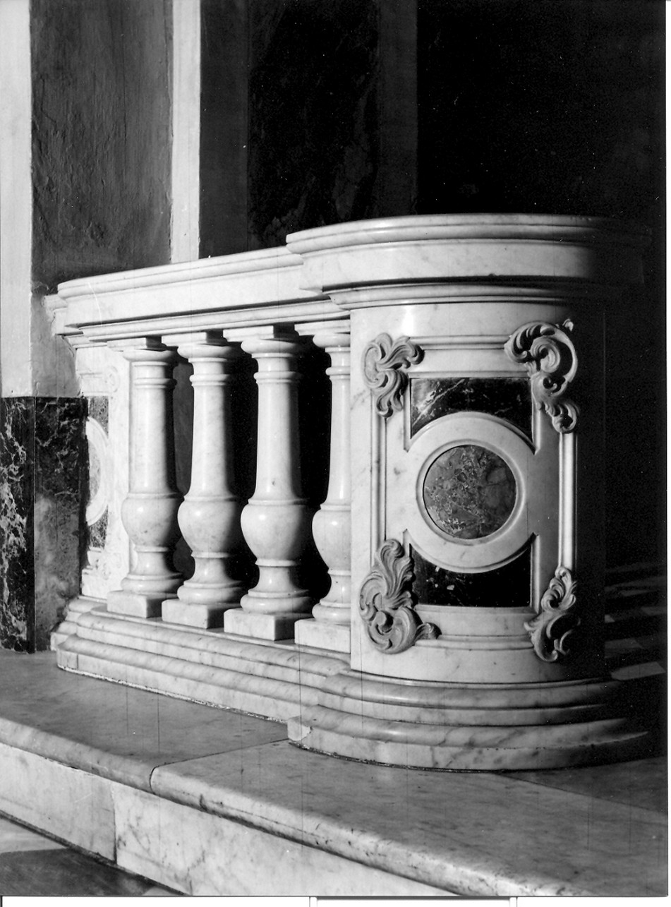 balaustrata di cappella, coppia - bottega ligure (seconda metà sec. XVIII)