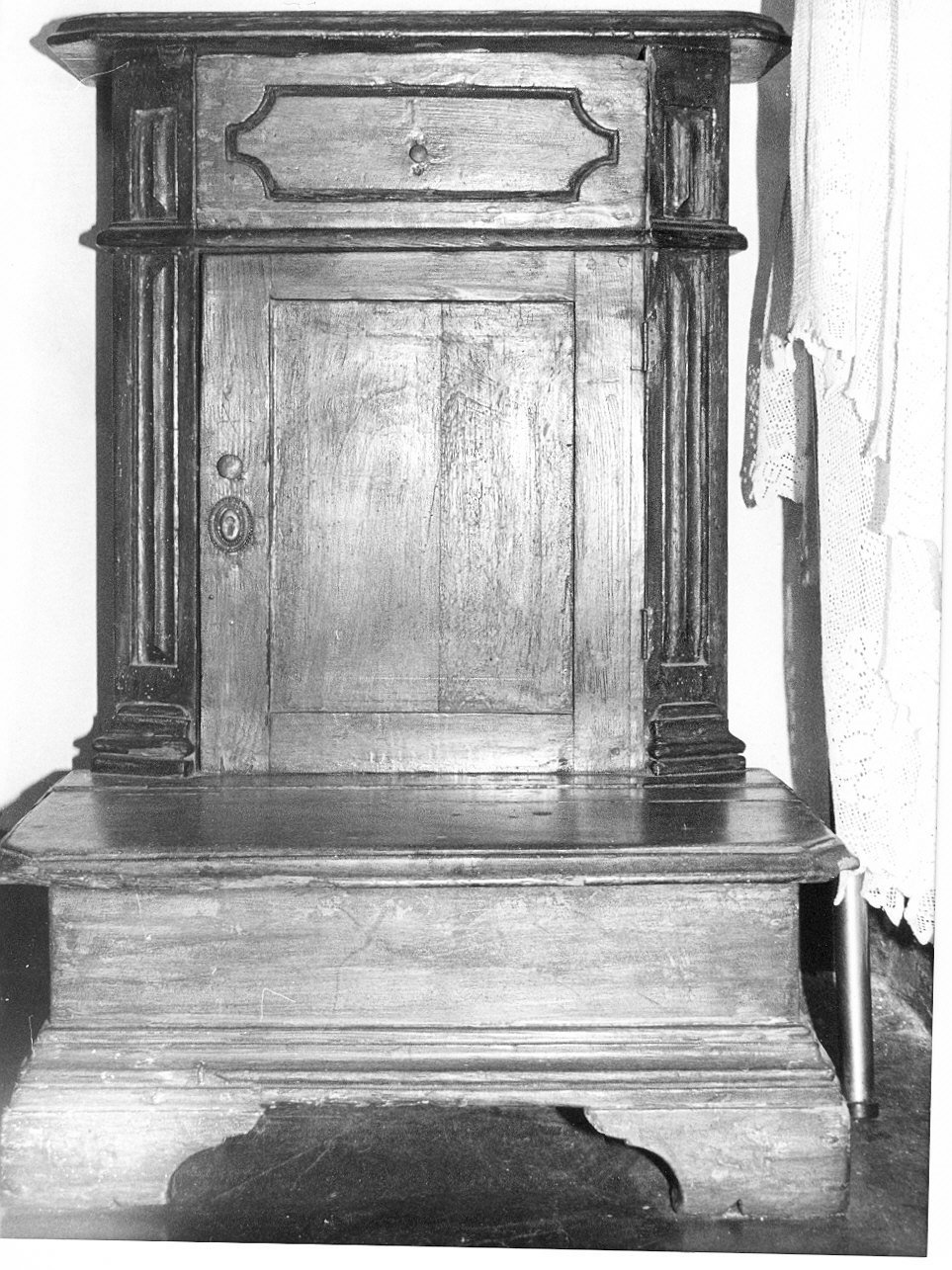 inginocchiatoio - a stipetto, opera isolata - PRODUZIONE LIGURE (prima metà sec. XVIII)