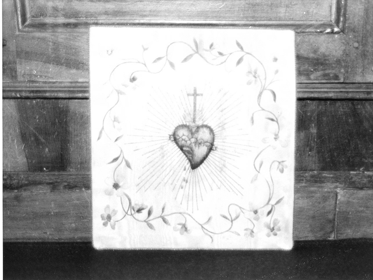 Sacro Cuore di Gesù/ motivi decorativi floreali (borsa del corporale, opera isolata) - manifattura ligure (seconda metà sec. XIX)