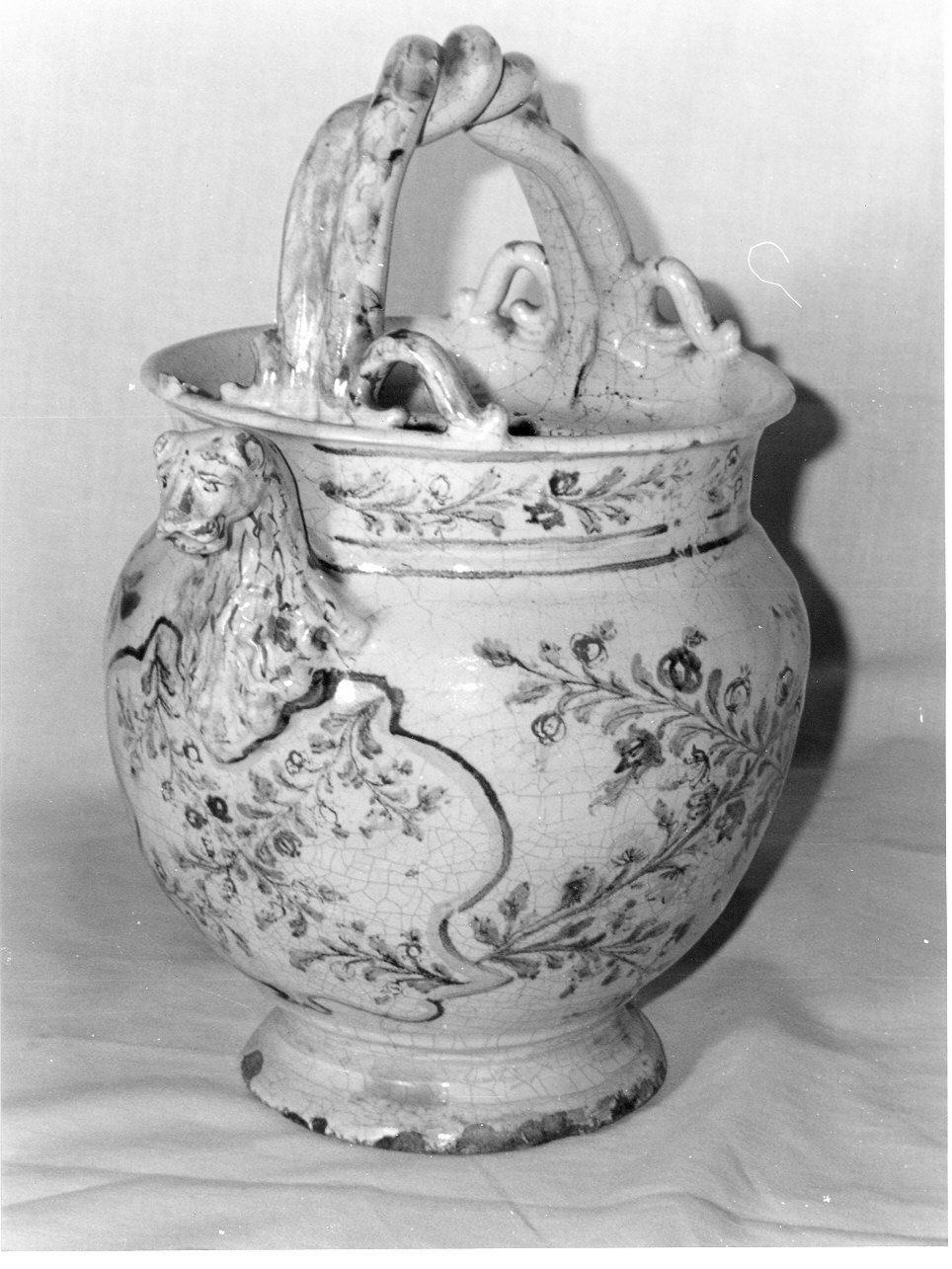 vaso da farmacia, opera isolata - manifattura ligure (prima metà sec. XIX)