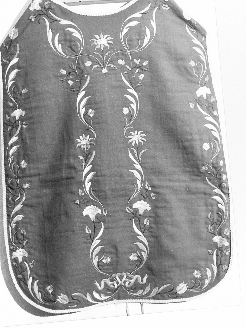 MOTIVI DECORATIVI FLOREALI (pianeta, elemento d'insieme) - manifattura ligure (fine/inizio secc. XIX/ XX)