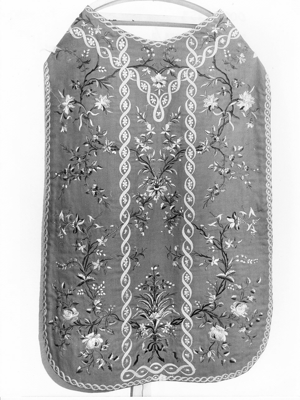 MOTIVI DECORATIVI FLOREALI (pianeta, elemento d'insieme) - manifattura ligure (prima metà sec. XIX)