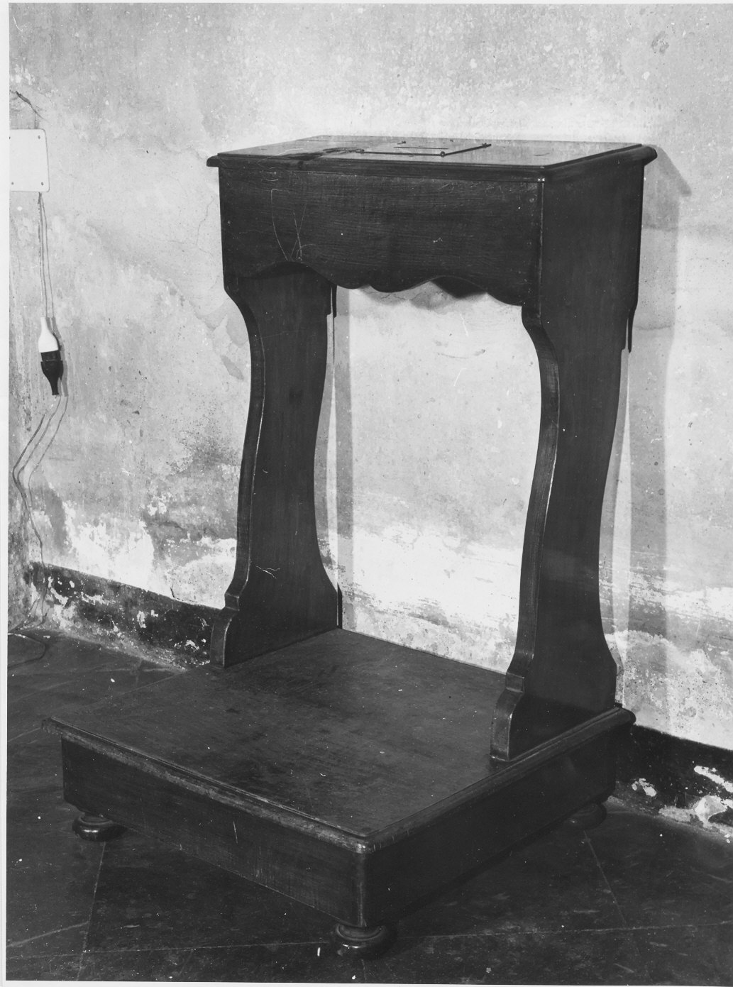 inginocchiatoio, opera isolata - bottega ligure (fine sec. XIX)