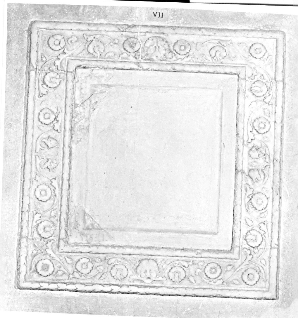lapide tombale, opera isolata - bottega italiana (sec. XV)
