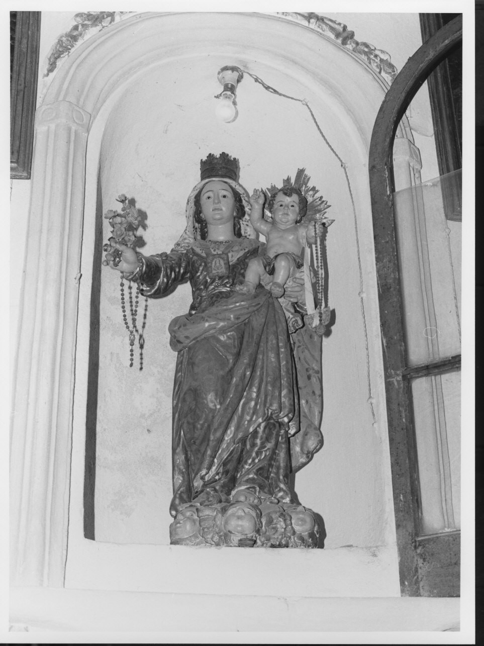 Madonna con Bambino (scultura, opera isolata) - bottega ligure (sec. XIX)