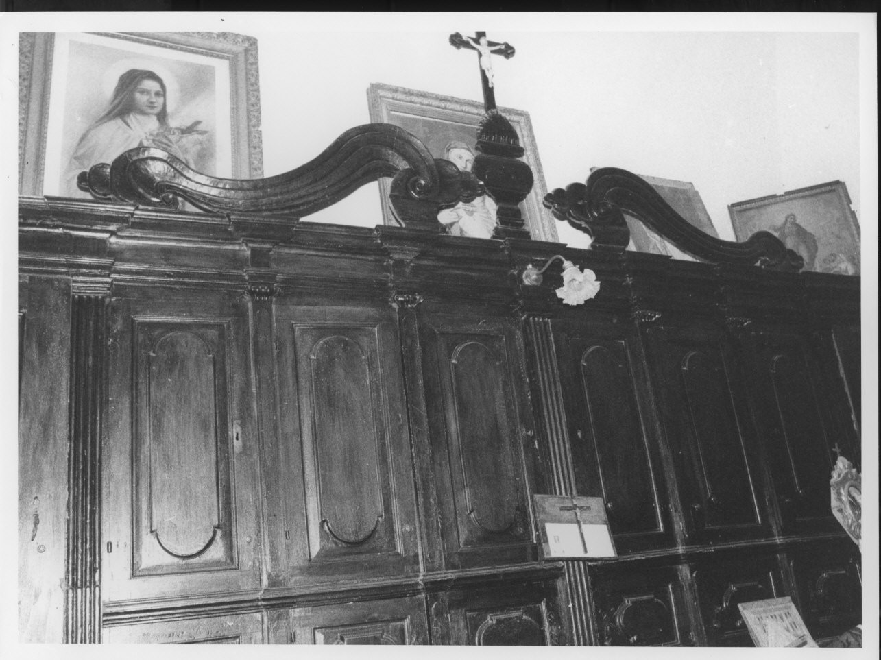 armadio, opera isolata - bottega ligure (seconda metà sec. XVIII)