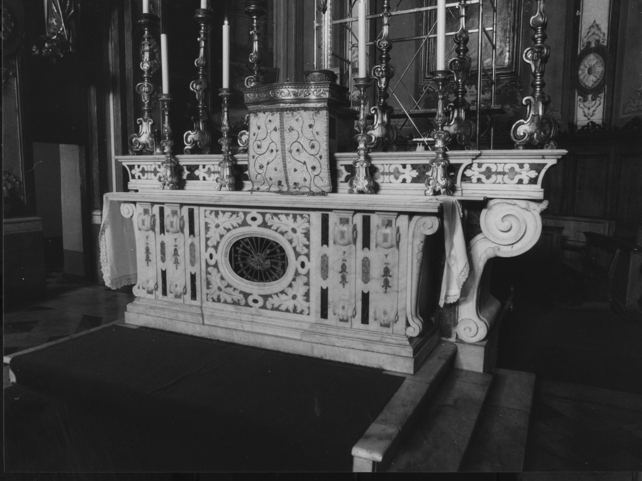 altare maggiore, opera isolata - bottega ligure (ultimo quarto sec. XVII)