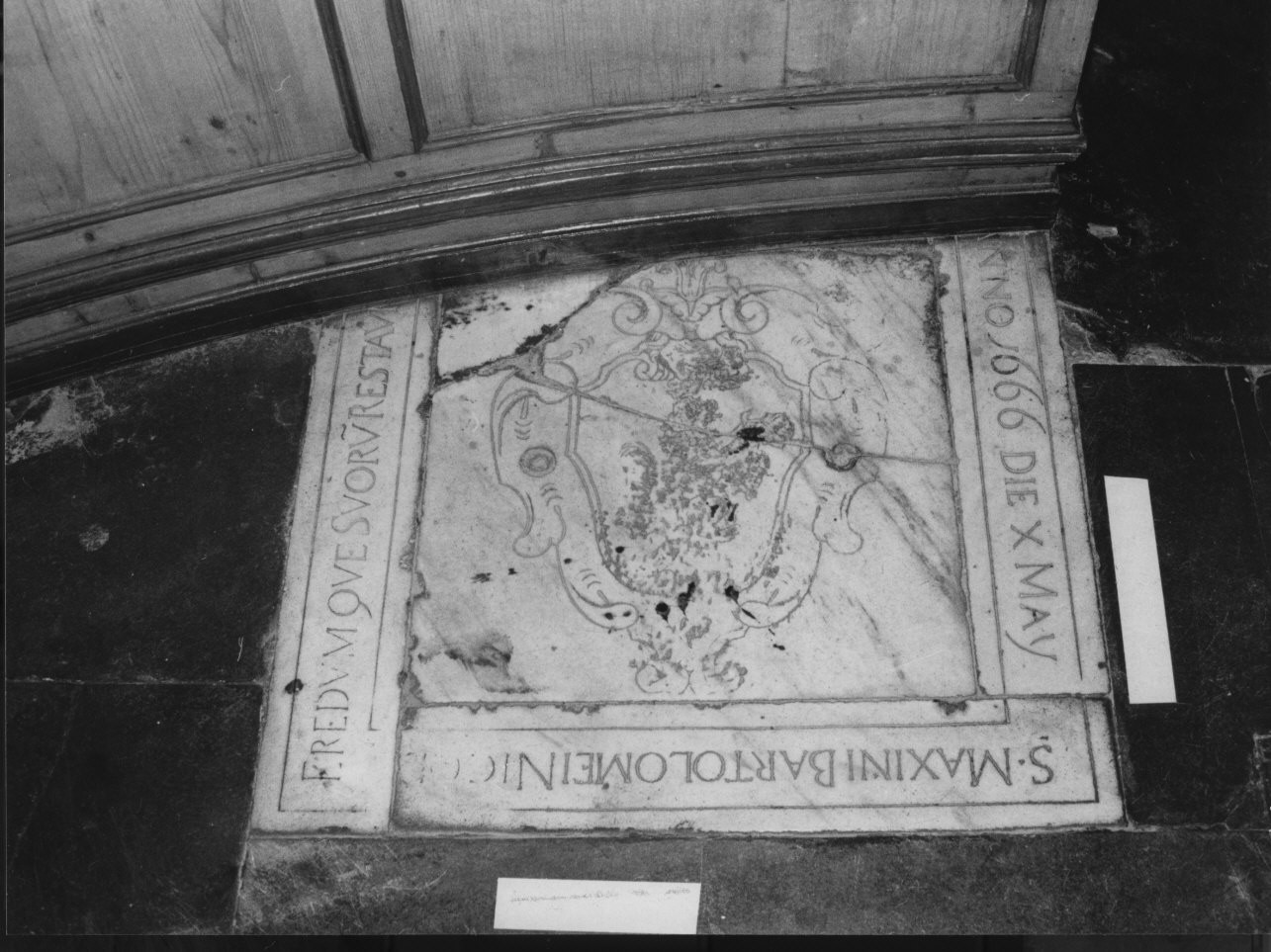 lapide, opera isolata - bottega ligure (sec. XVII)