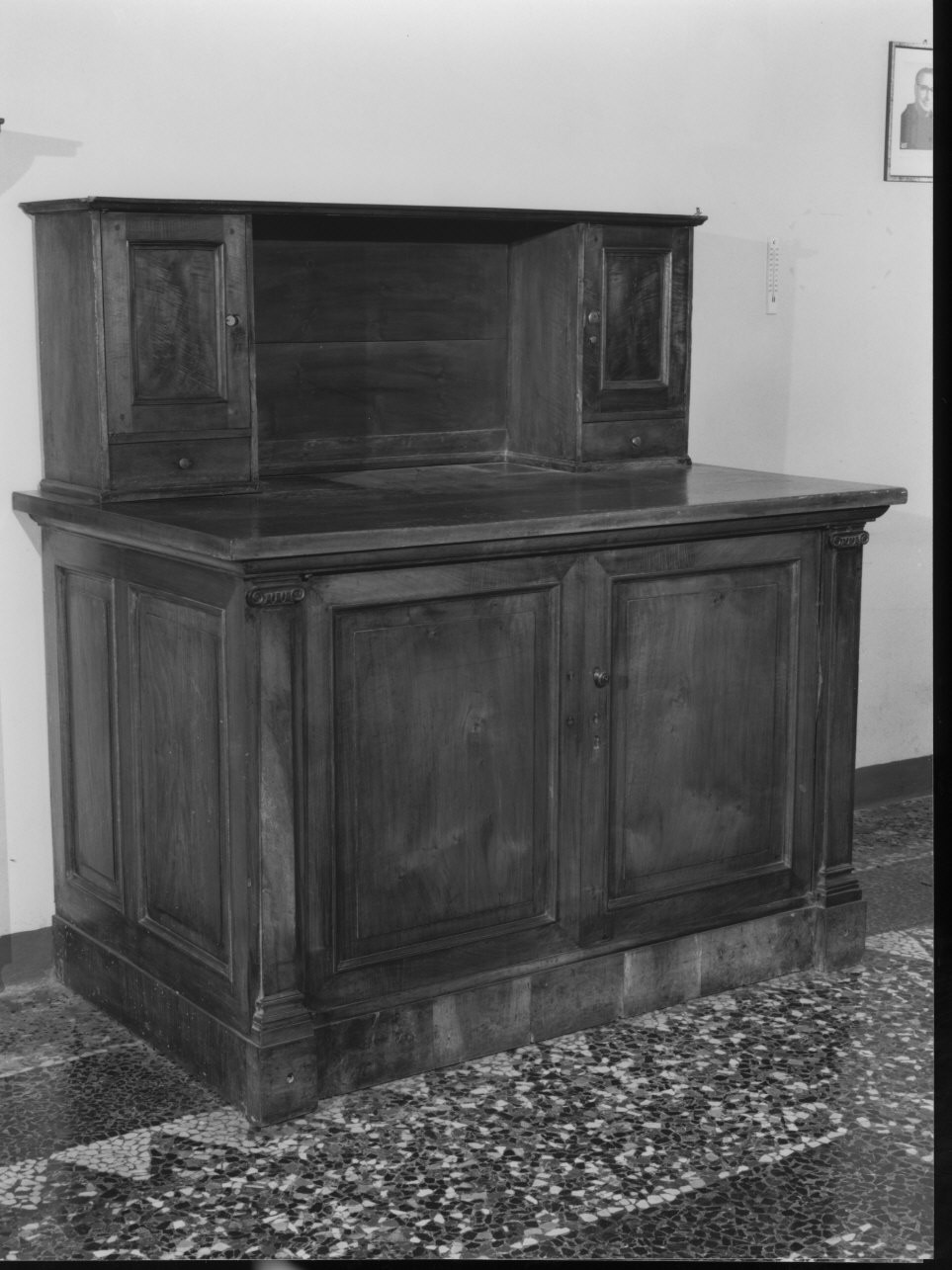 mobile da sacrestia, serie - bottega genovese (seconda metà sec. XIX)