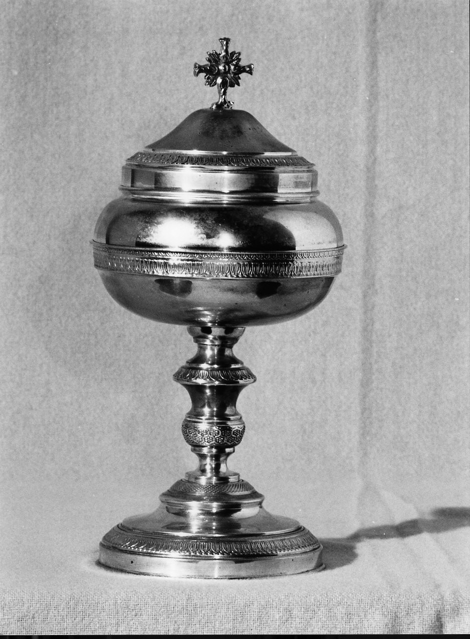 pisside, opera isolata - bottega genovese (prima metà sec. XX)