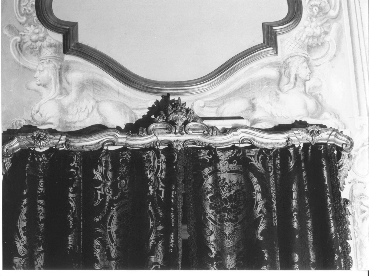 sovrapporta, coppia di Delle Piane Giovanni Battista (prima metà sec. XVIII)