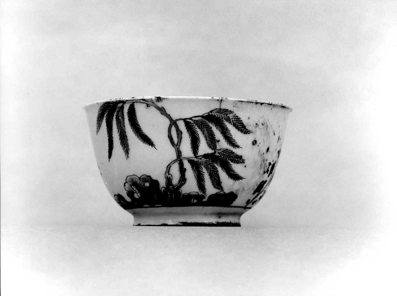 ciotola, opera isolata - bottega cinese (secc. XVIII/ XIX)