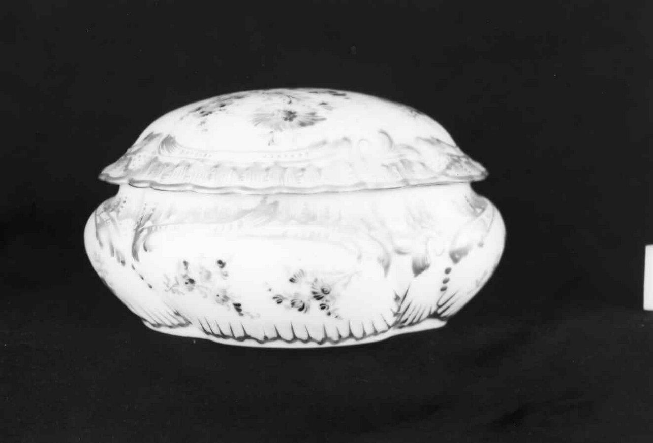 scatola, opera isolata - bottega italiana (secc. XVIII/ XIX)