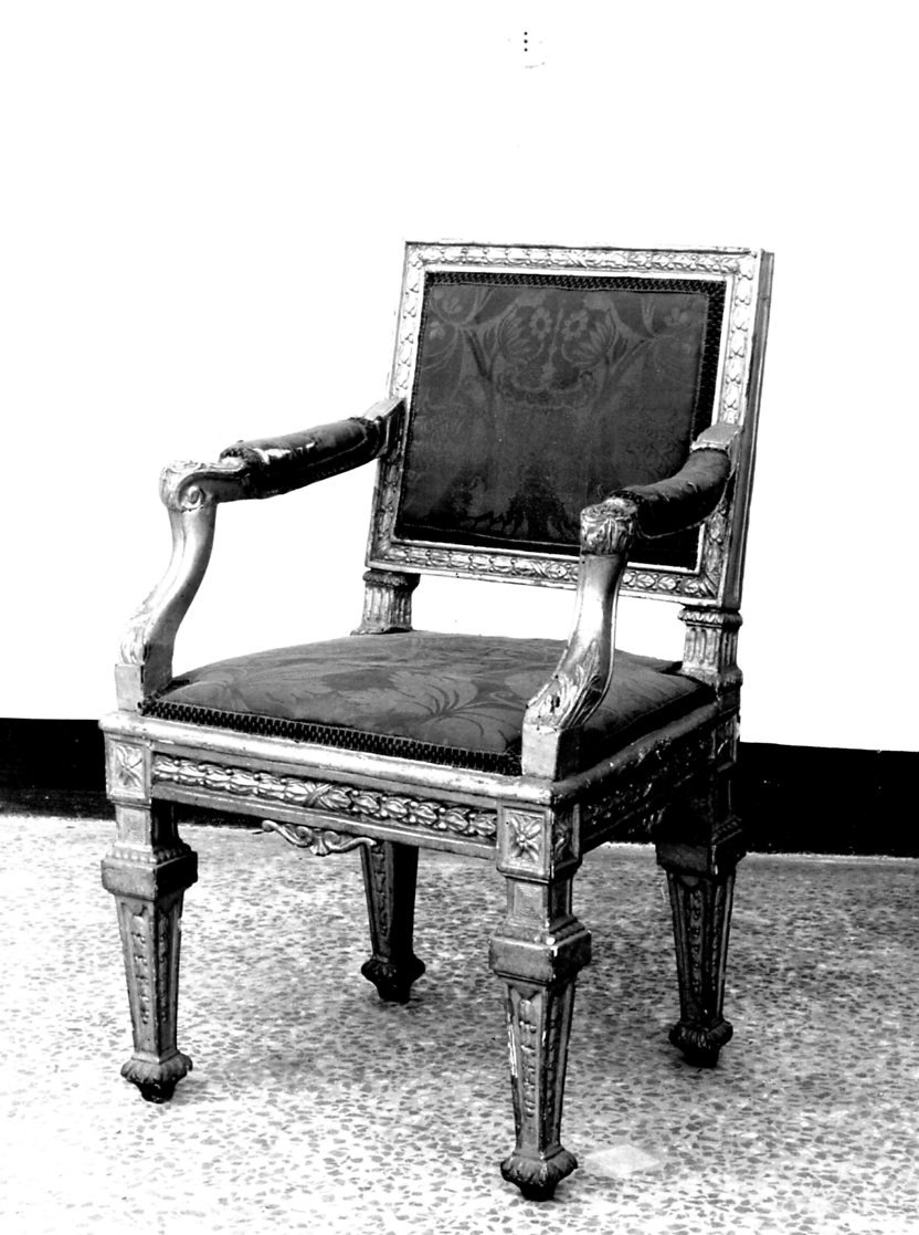 poltroncina, opera isolata - bottega italiana (sec. XVIII)