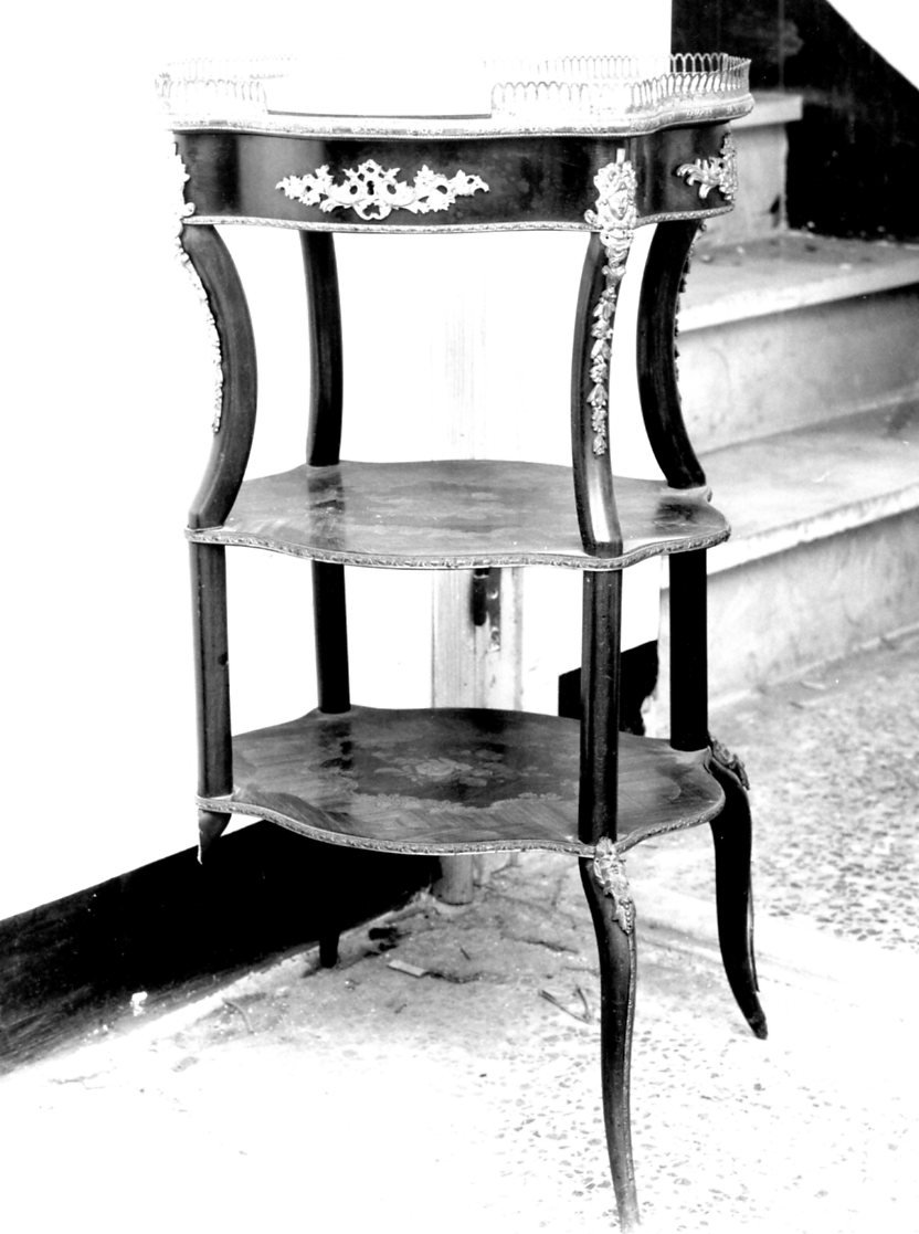 tavolino da lavoro, opera isolata - bottega italiana (sec. XIX)