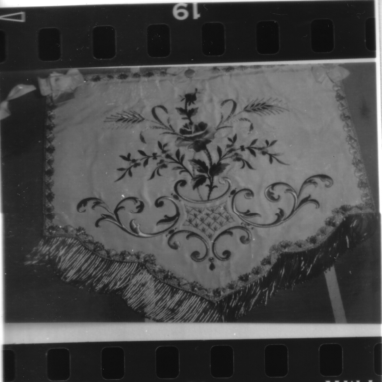 lambrecchino di baldacchino, serie - manifattura ligure (sec. XIX)