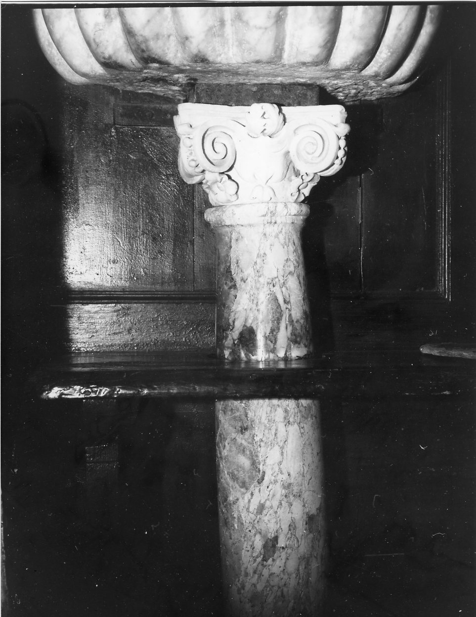 colonna, opera isolata - manifattura ligure (sec. XVI)