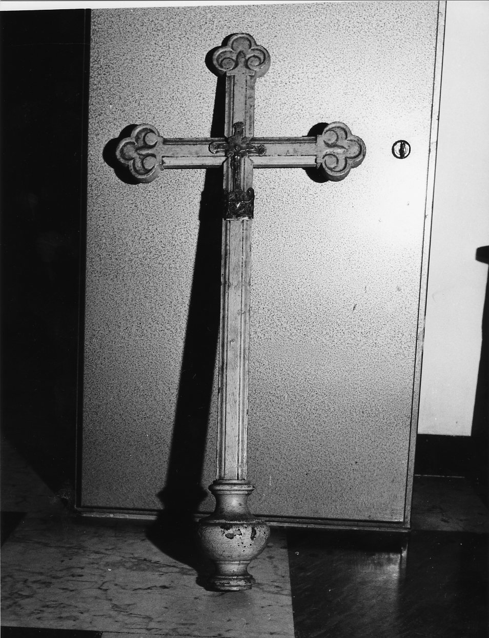 Cristo crocifisso (croce processionale, opera isolata) - manifattura ligure (seconda metà sec. XIX)