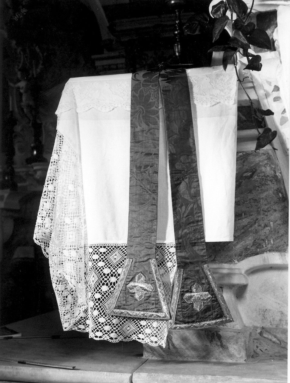 stola, opera isolata - manifattura ligure (sec. XVIII)