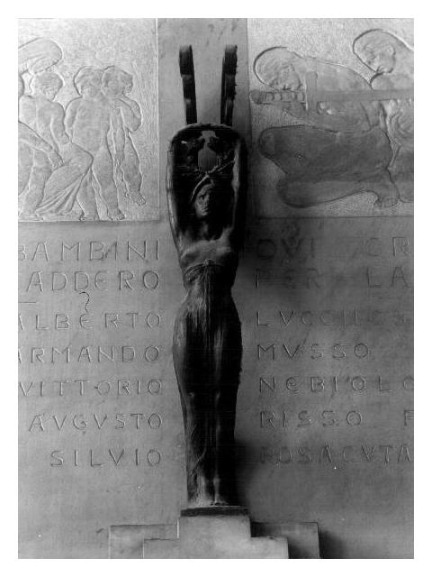 Vittoria (statua, elemento d'insieme) di Bassano Salvatore detto Mastro Ave (sec. XX)