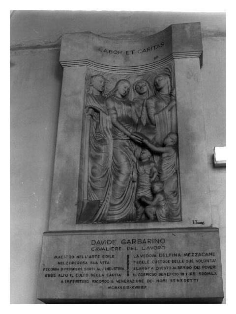 rilievo, opera isolata di Innocenzi Giulio (secondo quarto sec. XX)