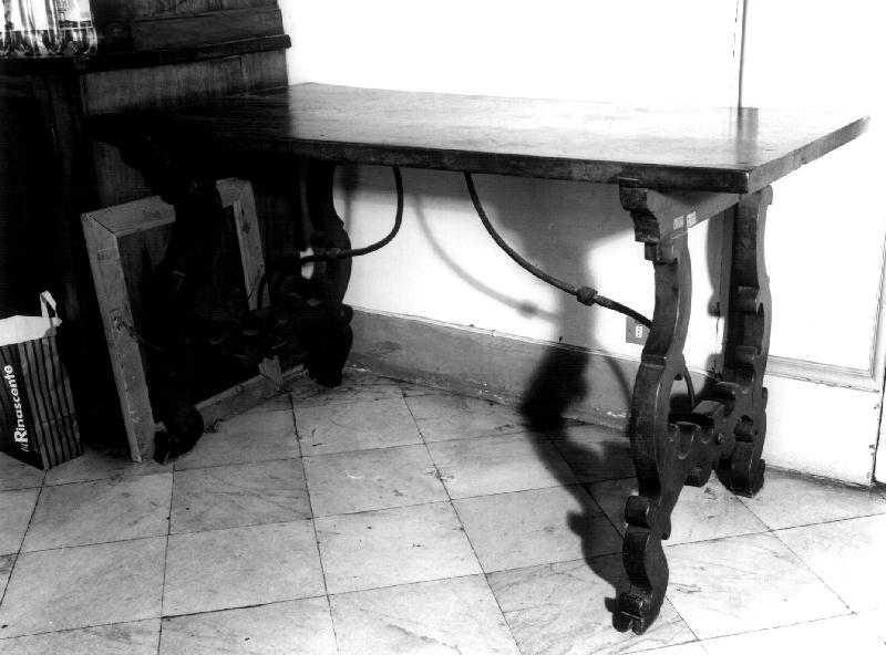 tavolo, opera isolata - bottega ligure (secc. XVIII/ XIX)