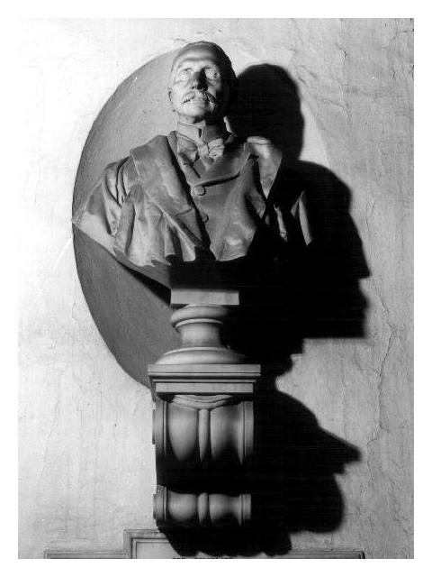 busto ritratto d'uomo (busto, elemento d'insieme) di Navone Giuseppe (sec. XIX)