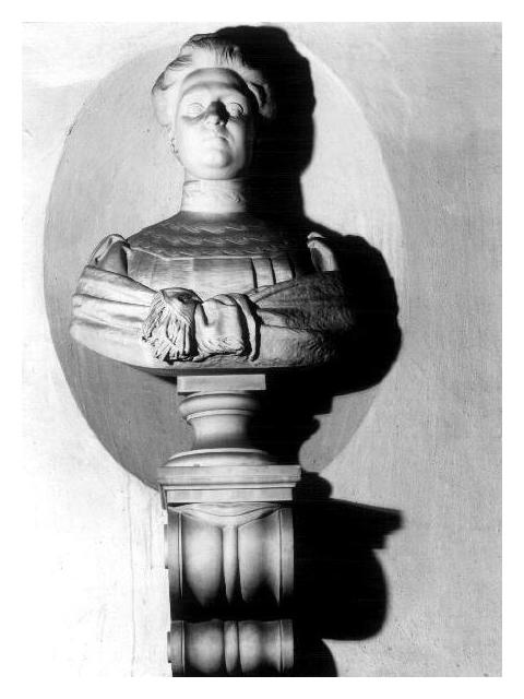 busto femminile (busto, elemento d'insieme) di Sclavi Ettore (fine/inizio secc. XIX/ XX)