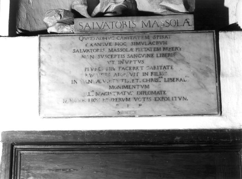 lapide, elemento d'insieme - bottega italiana (sec. XVIII)