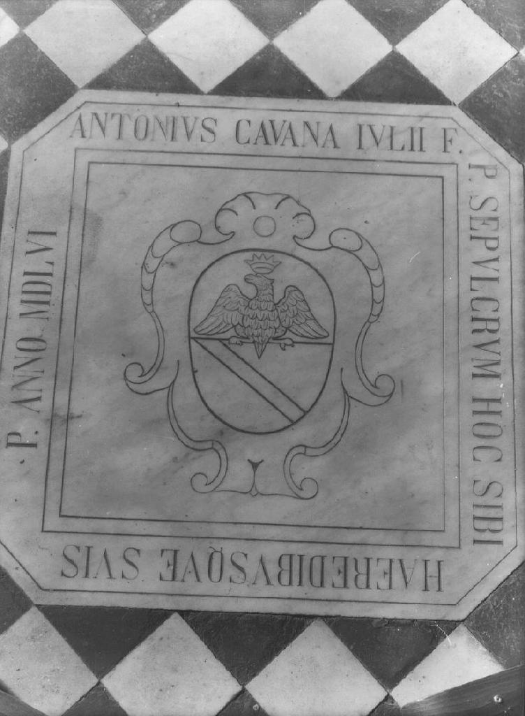 stemma gentilizio (lastra tombale, opera isolata) - bottega ligure (metà sec. XVI)