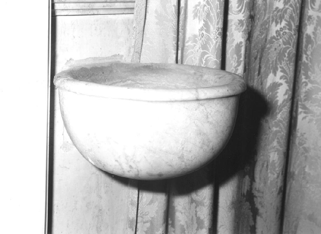 acquasantiera da parete, opera isolata - bottega ligure (sec. XIX)