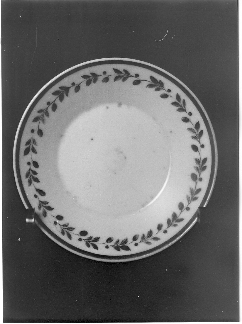 piattino, serie - manifattura italiana (primo quarto sec. XX)