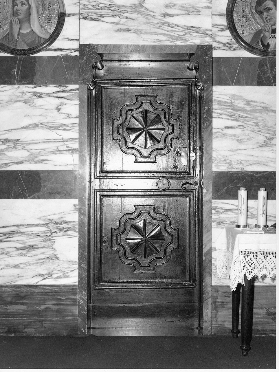 porta - ad un battente, opera isolata - PRODUZIONE GENOVESE (sec. XVIII)