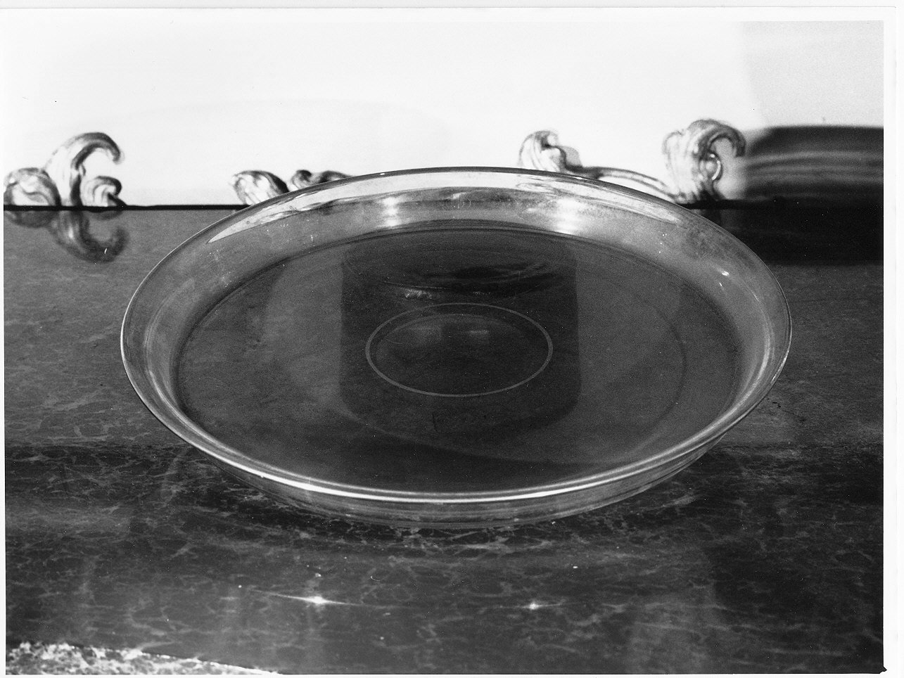 vassoio, opera isolata - PRODUZIONE LIGURE (fine sec. XIX)