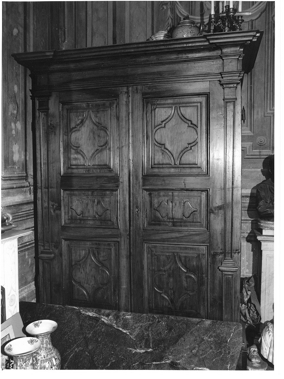 armadio, opera isolata - PRODUZIONE LIGURE (prima metà sec. XVIII)