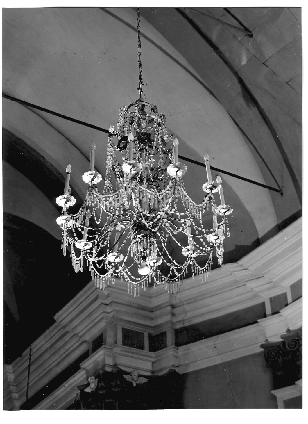 lampadario - a bracci, opera isolata - PRODUZIONE LIGURE (seconda metà sec. XIX)