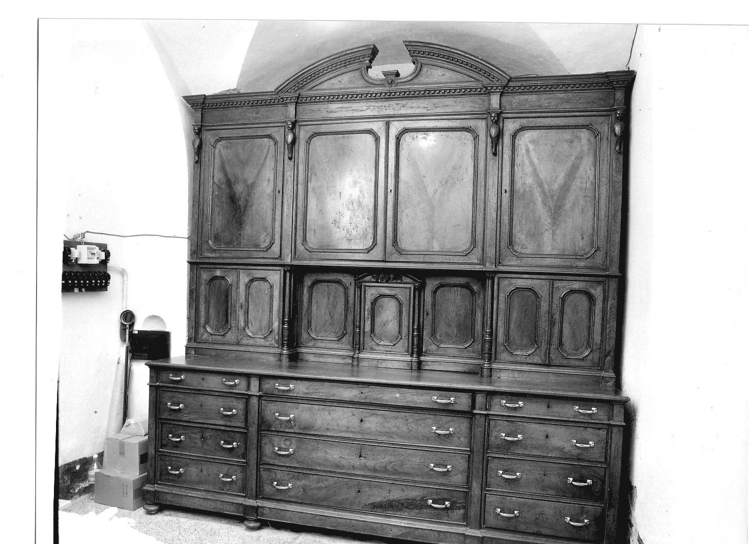 armadio da sacrestia, opera isolata - PRODUZIONE GENOVESE (fine sec. XIX)