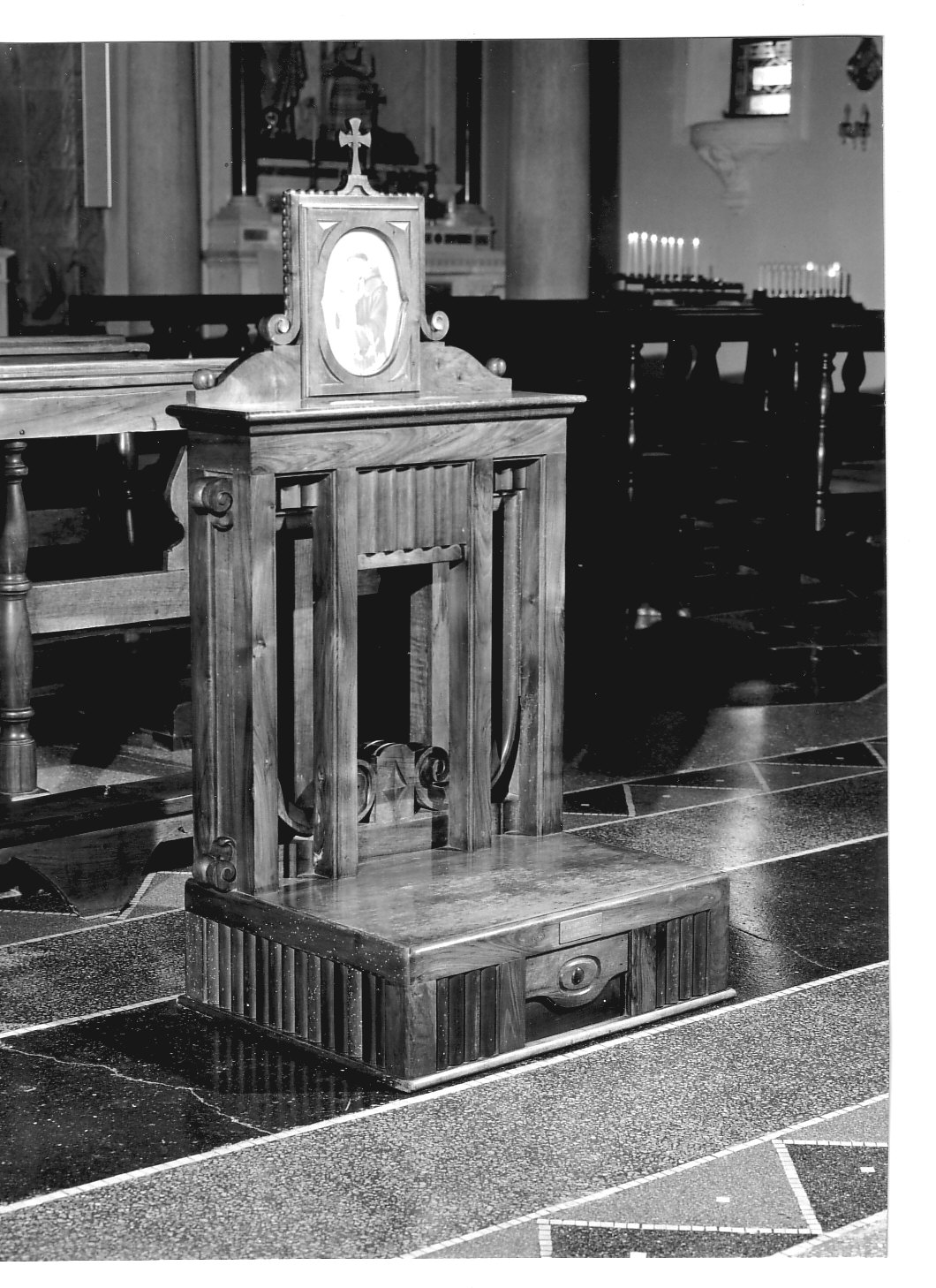 inginocchiatoio, coppia - PRODUZIONE LIGURE (prima metà sec. XX)