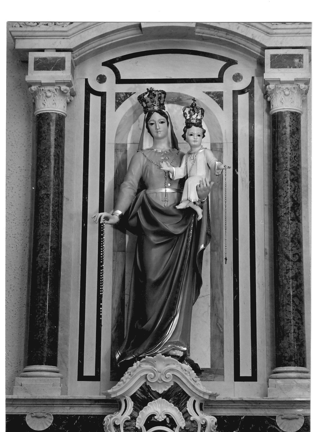 Madonna del Rosario, Madonna con Bambino (statua, opera isolata) - ambito Italia settentrionale (fine/inizio secc. XIX/ XX)