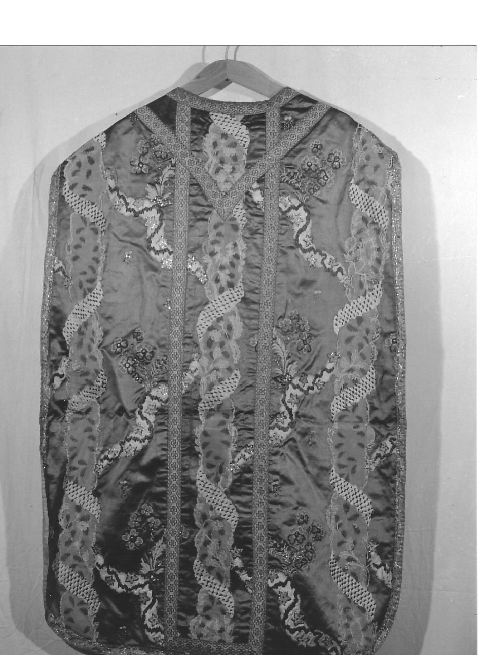 pianeta, elemento d'insieme - manifattura italiana (sec. XIX)