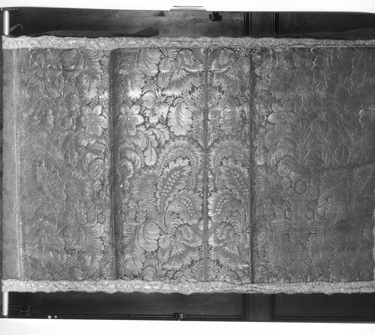 conopeo, opera isolata - manifattura ligure (prima metà sec. XVIII)