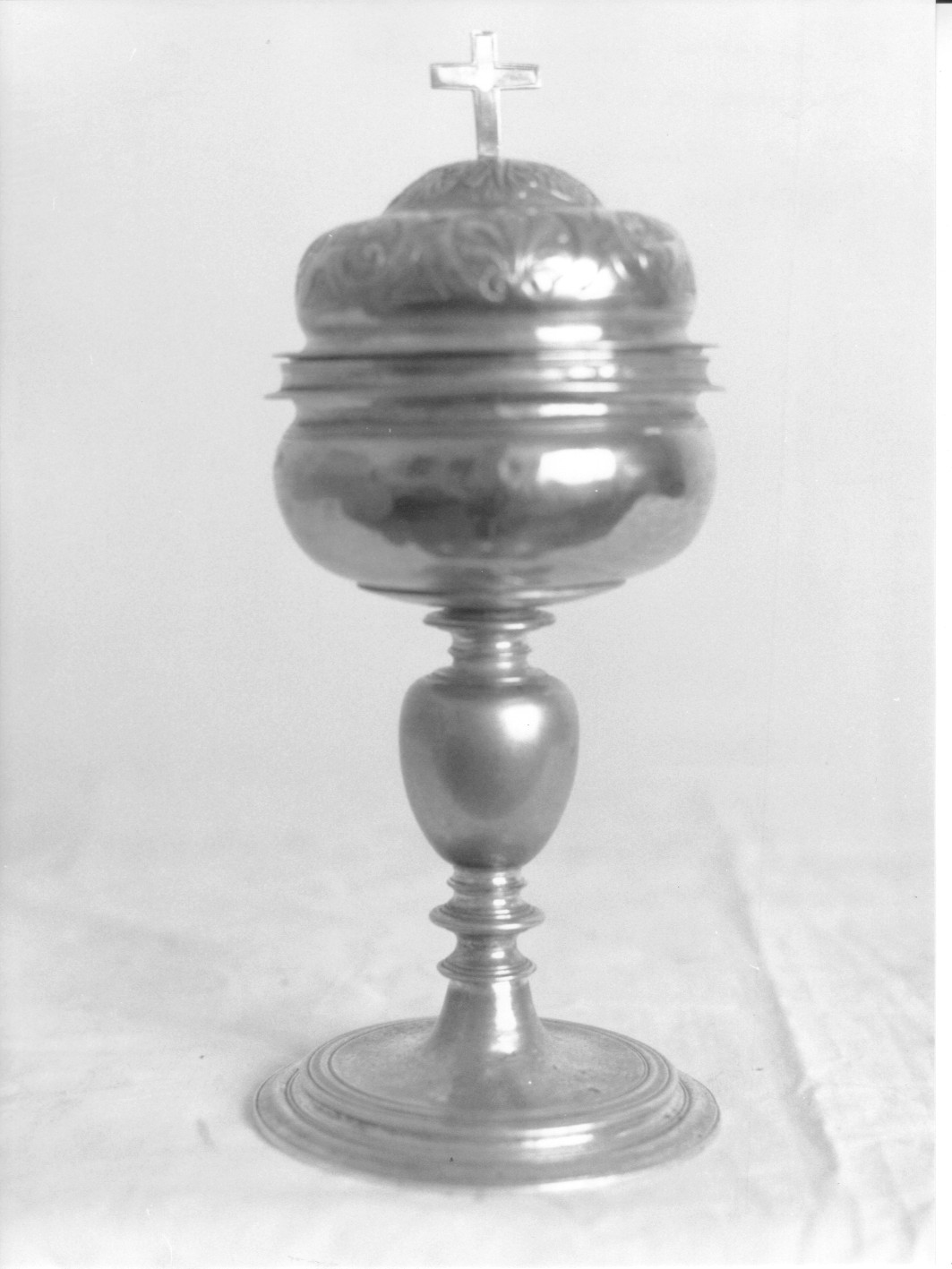 pisside, opera isolata - bottega genovese (sec. XIX)